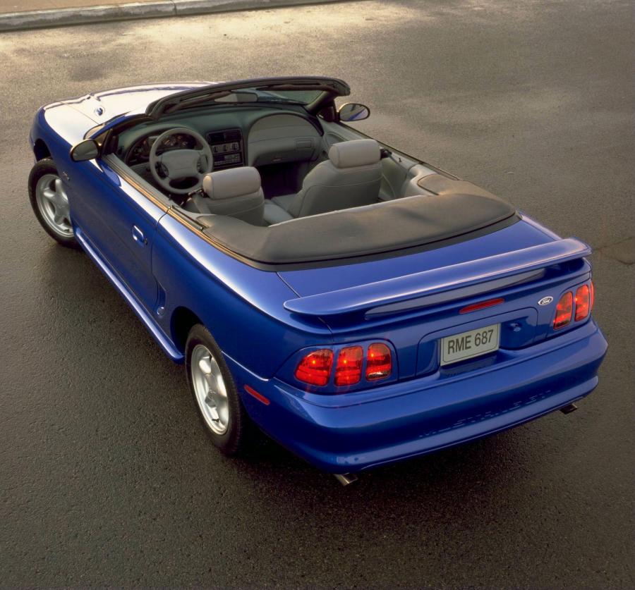  Ford Mustang 1994 года  (фото 4 из 12)